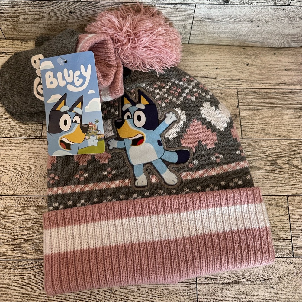 Bluey Gray and Pink Heart Knit Pom Pom Beanie with mittens